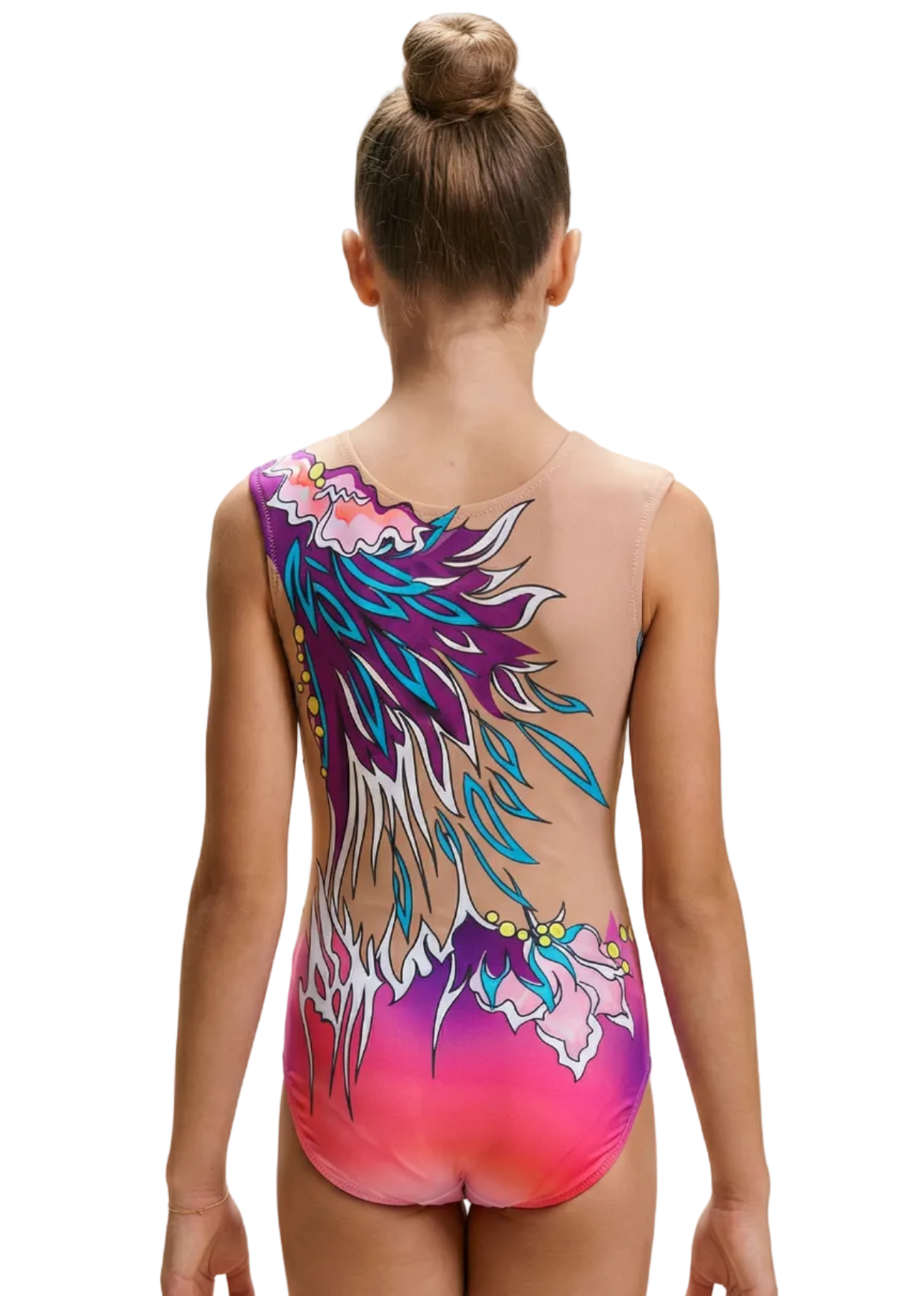Body per ritmica rosa-viola con stampa laterale di piume e fiori, trasparenze e strass in uno stile dinamico e artistico.
Body da ginnastica con sfumatura fucsia-viola, design asimmetrico di piume e fiori, dettagli brillanti ed estetica vibrante.
Retro del body per ritmica rosa-viola con trasparenze e grande design di piume stilizzate che crea un effetto fluido e accattivante.