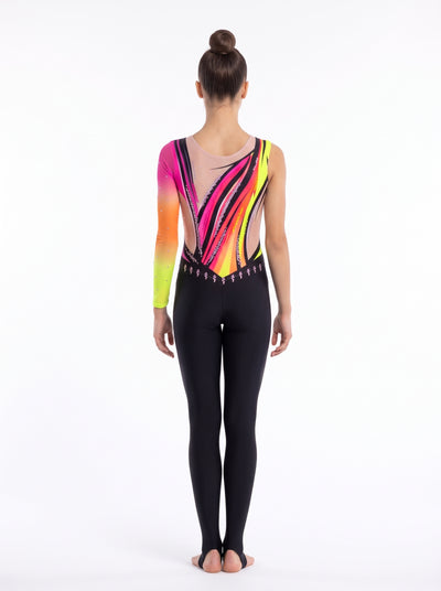 Retro della tuta di ginnastica ritmica Lalo: fasce diagonali fucsia e giallo neon, scollo color carne e gamba lunga con staffa.