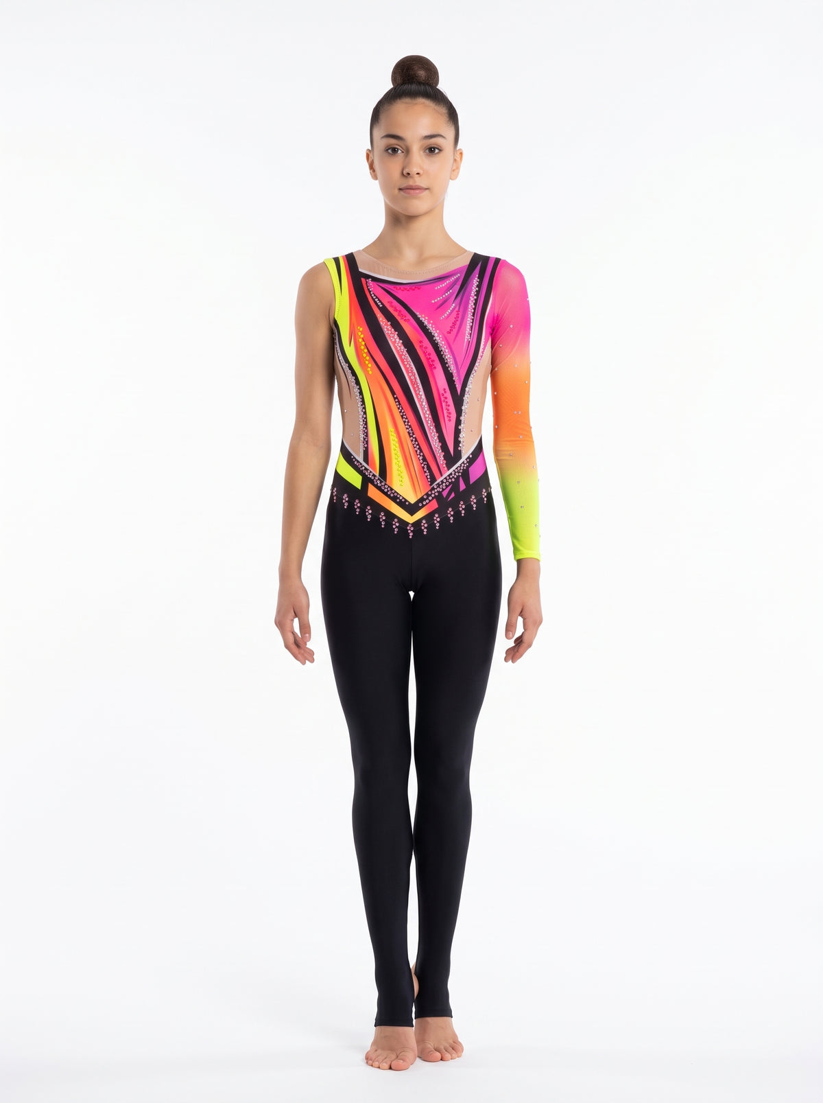 Tuta di ginnastica ritmica Lalo vista di fronte: fasce fucsia, arancioni e giallo neon, una manica lunga sfumata e gamba lunga nera.