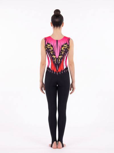 Retro della tuta di ginnastica ritmica New York: fucsia e corallo con volute dorate, senza color carne e gamba lunga con staffa.