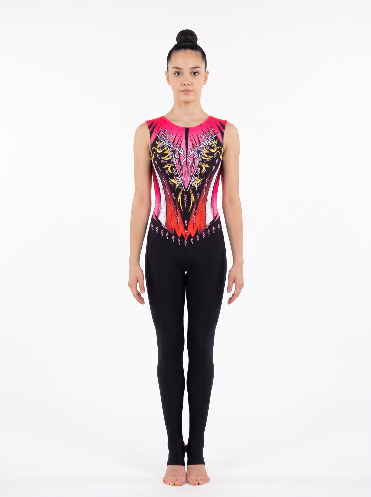 Tuta di ginnastica ritmica New York vista di fronte: fucsia, corallo e nero con filigrana argentata e dorata, senza maniche e gamba lunga nera.