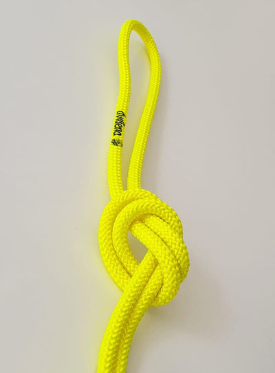 Fune da ginnastica ritmica giallo neon omologata FIG realizzata in nylon di alta qualità.