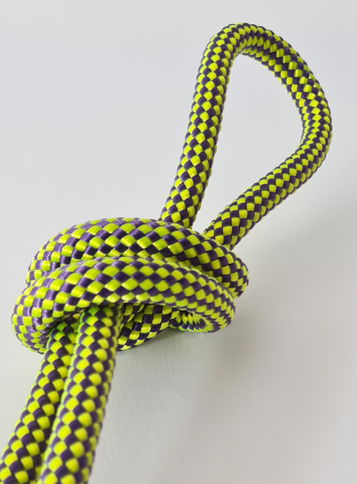 Fune ginnastica ritmica multicolore intrecciata omologata FIG per ginnaste di livello avanzato.