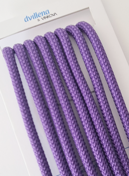 Cuerda de gimnasia rítmica profesional violeta Dvillena & Vinkova para entrenamiento y competición.