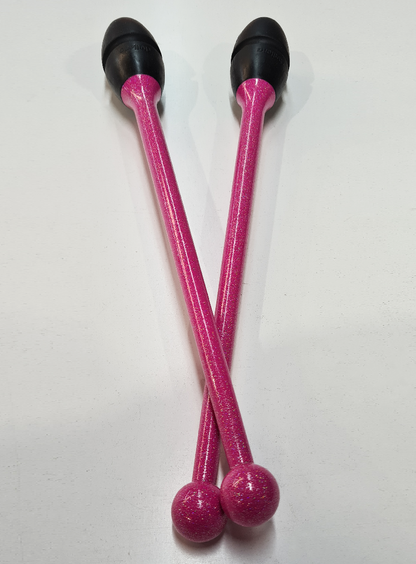 Mazas rítmica Dvillena & Vinkova fucsia brillo y negro engarzables