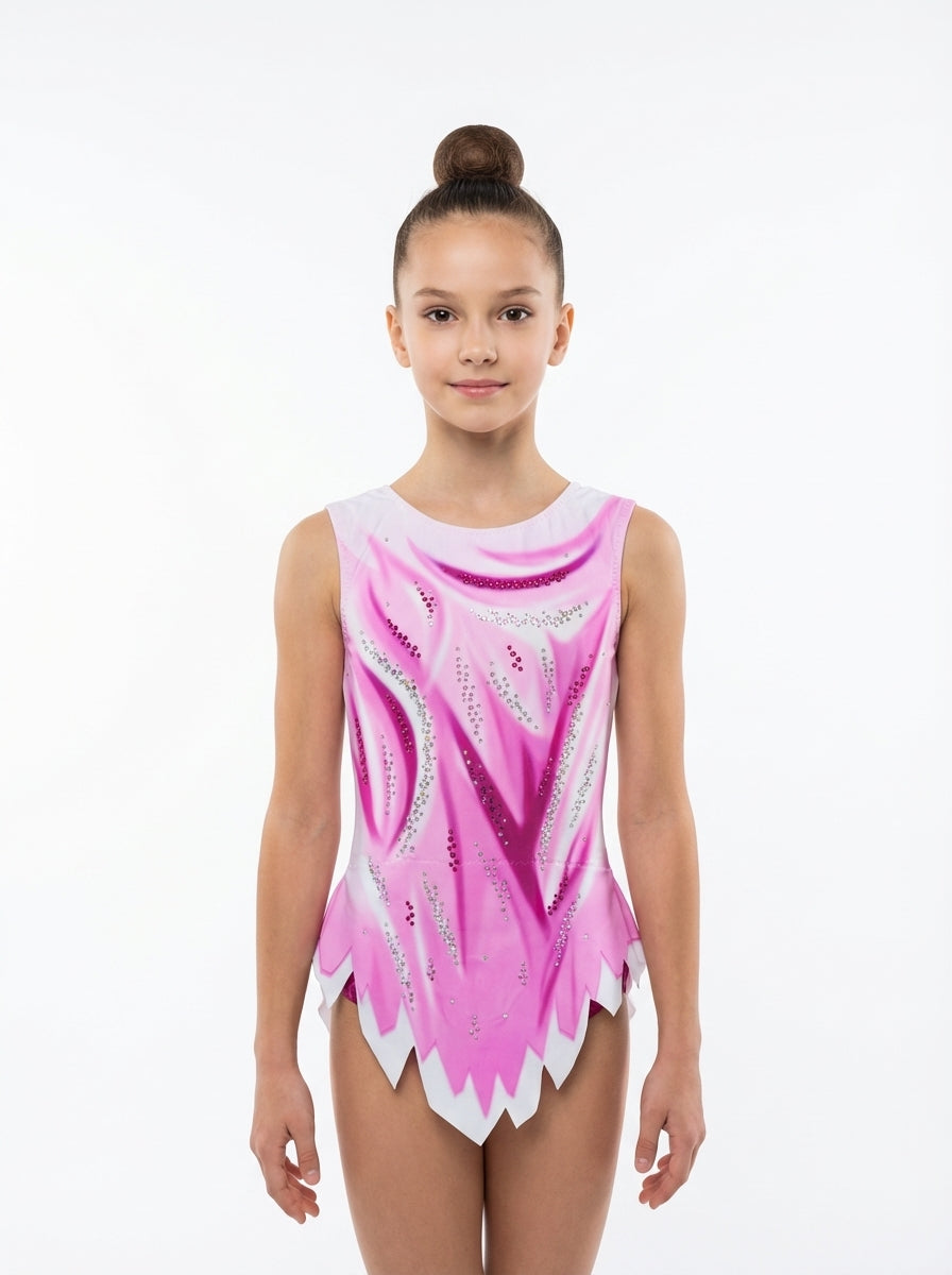 Maillot de gimnasia rítmica rosa y blanco con degradado artístico y detalles de strass brillantes para competición.